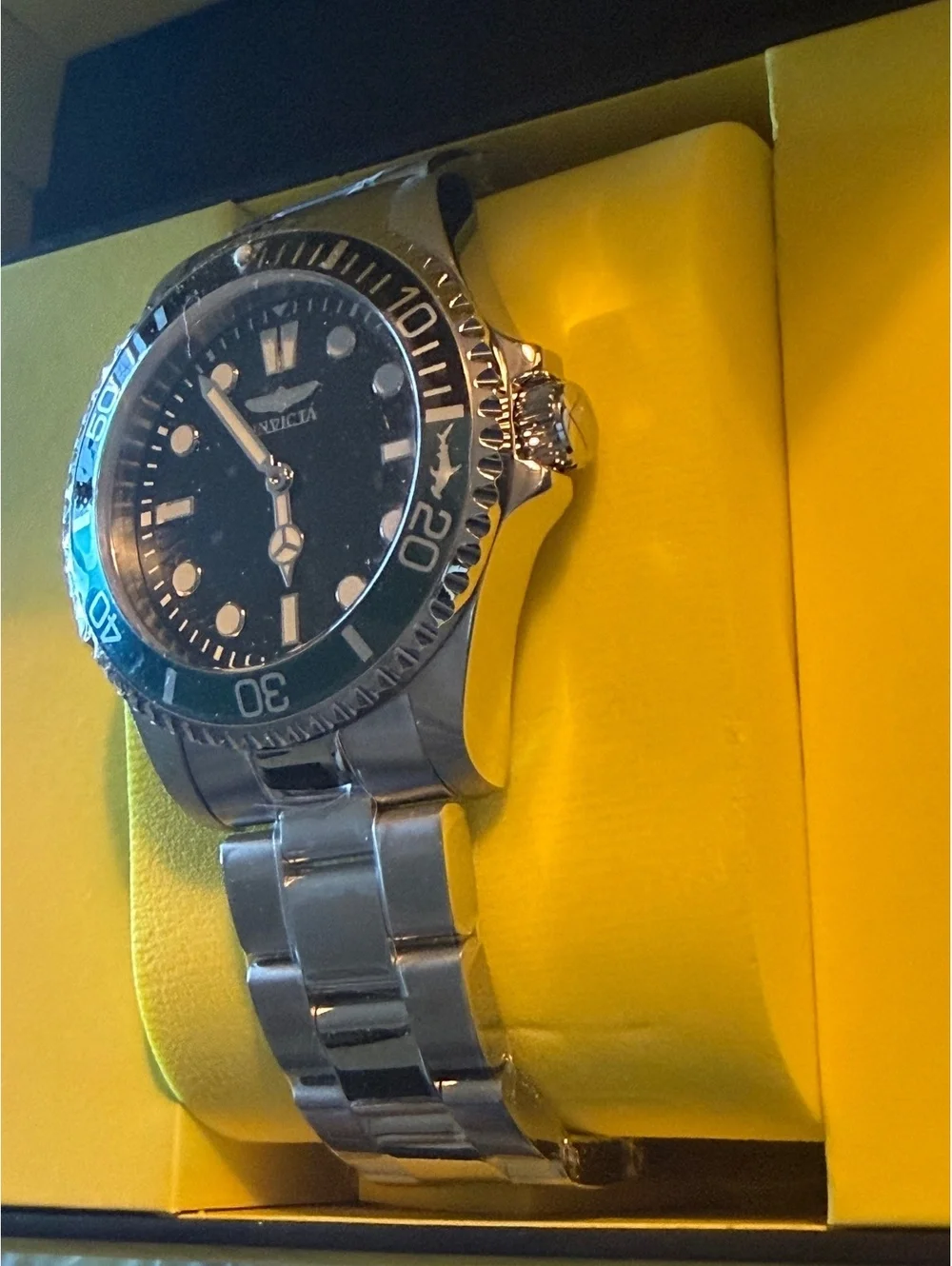 $279 Invicta PRO DIVER black dial diver watch with silver-tone BAND
